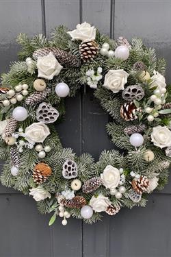 Frosted Pearl Wreath